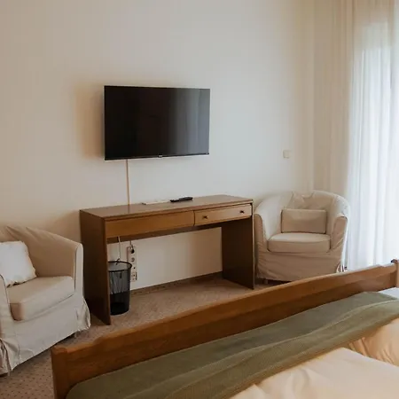 酒店 The Resting Place