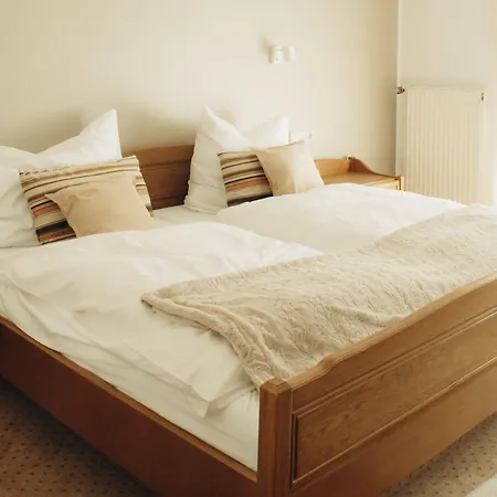 Hotel The Resting Place 3*