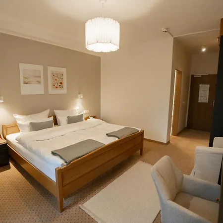 Hotel The Resting Place 3*