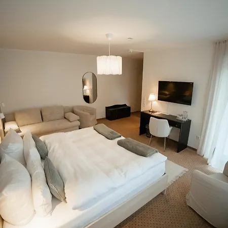 Hotel The Resting Place 3*